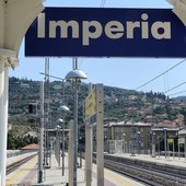 Ancora disagi in vista per chi si muove con i treni per uno sciopero di 24 ore per sabato 23 e domenica 24 novembre