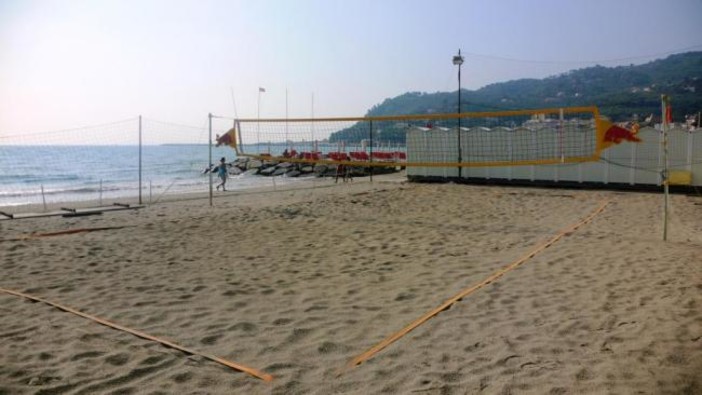 L’ex spiaggia Camandone di Diano Marina sarà attrezzata con dotazioni ludico sportive durante la stagione balneare