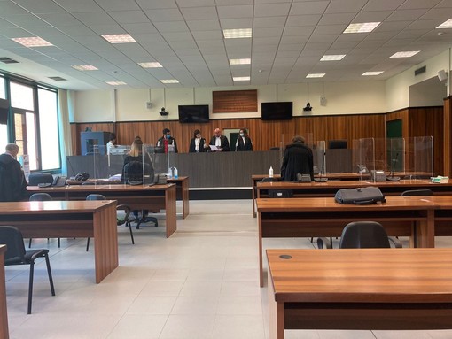 Processo 'Mecenate', gli imputati chiedono al Tribunale di accordare il patteggiamento: l'inchiesta contro il caporalato partì dalla Procura di Imperia