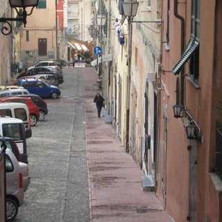 Via Carducci a Imperia senza luce, le lamentele dei ristoratori costretti a chiudere