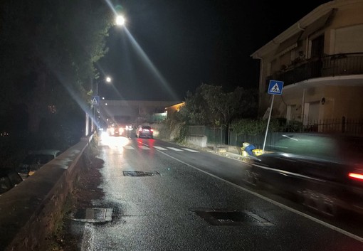 Imperia, i residenti in Caramagna: “Via Airenti come un autodromo, nessun controllo e rischio investimenti”