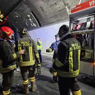 Incidente sull'A10, disposto l'esame del dna per identificare la vittima che era rimasta carbonizzata