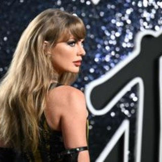 Taylor Swift artista più premiata nella storia degli Mtv Awards