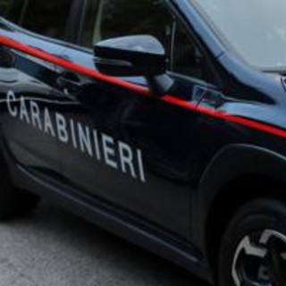 &quot;Ti taglio la testa&quot;, picchia la compagna a Natale e viene arrestato